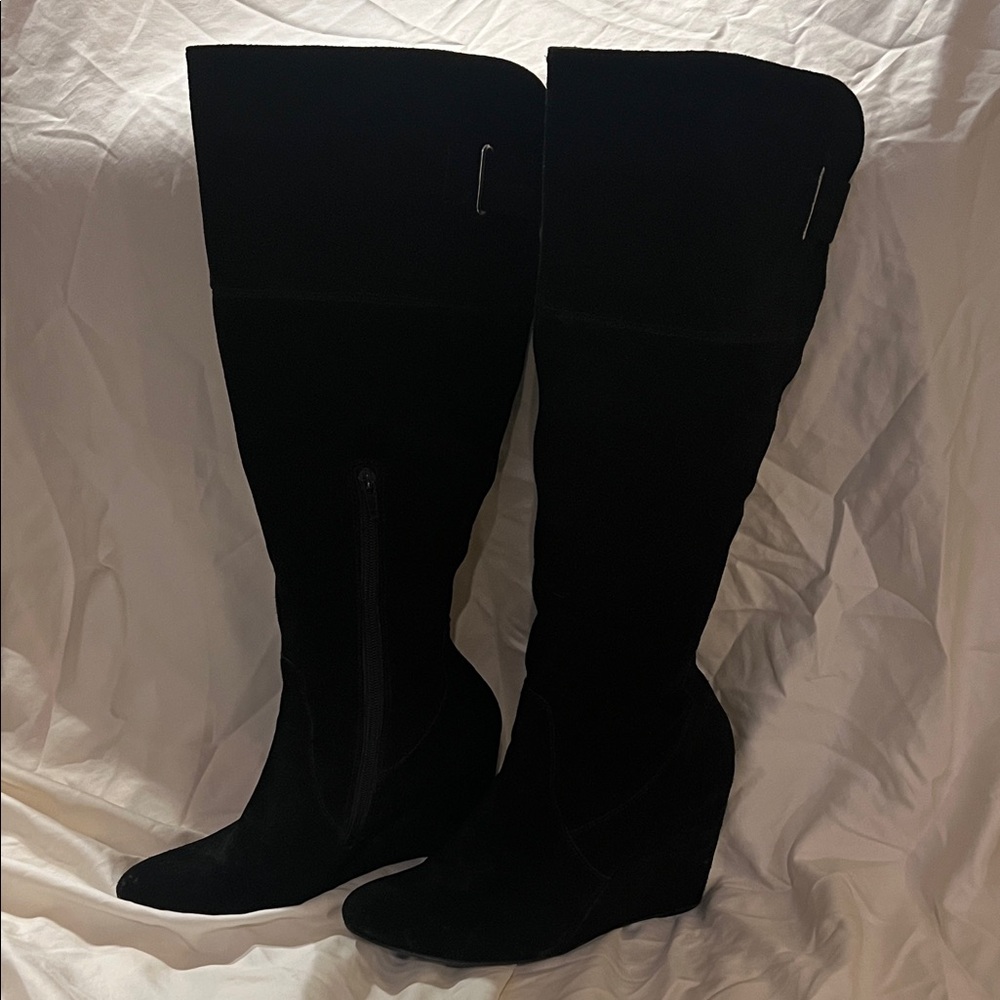 Black Suede Knee-High Women's Boots